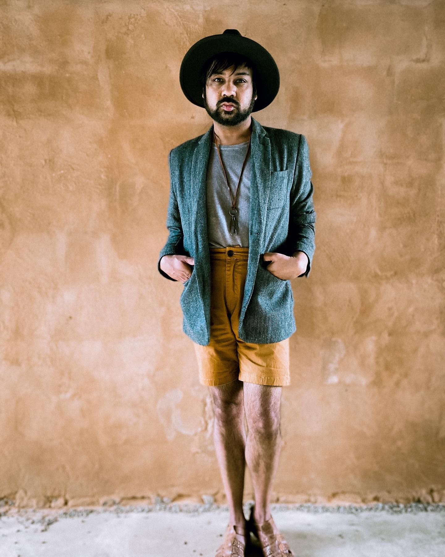 61 Best Coachella Outfits for Men [2024 Style Guide]